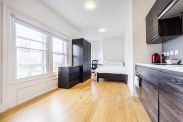 1 bed studio, The Bruce Building, Denton, Newcastle, NE17RP - Image 2